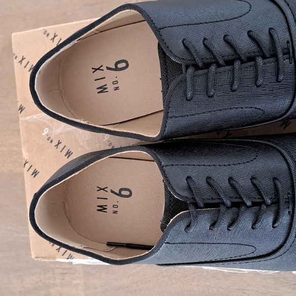Mix No. 6 Neze Oxford - Color: Black - Size: 9.5 - Picture 4 of 9